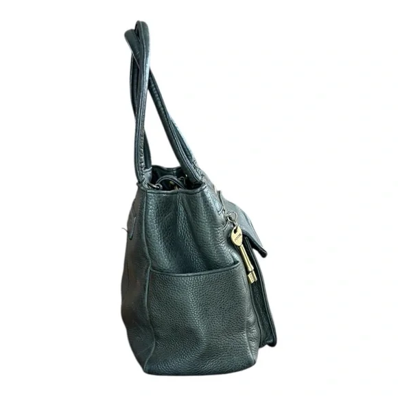 Fossil Black Leather Arm Bag with Front Zip & Flap Pocket - Picture 2 of 8